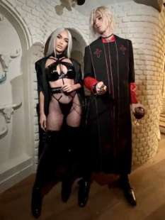 machine gun kelly megan fox halloween 7