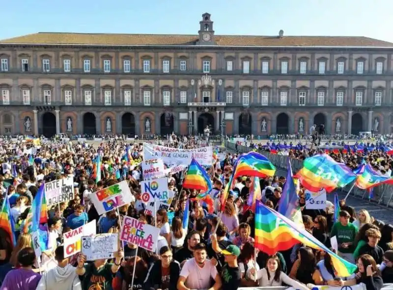 manifestazione per la pace napoli       3