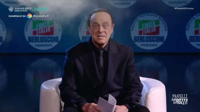 maurizio crozza imita silvio berlusconi   2