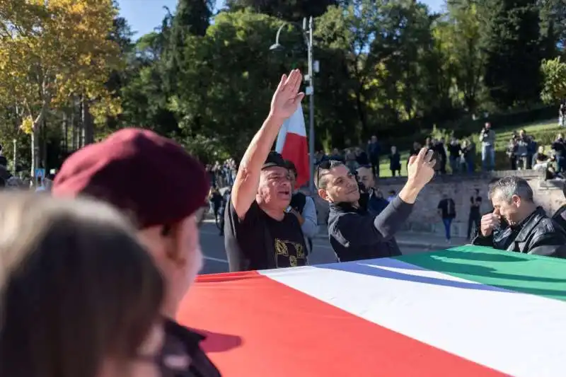 predappio, corteo degli arditi per il centenario marcia su roma   10