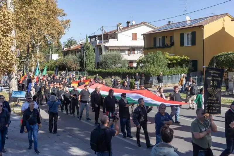 predappio, corteo degli arditi per il centenario marcia su roma   15