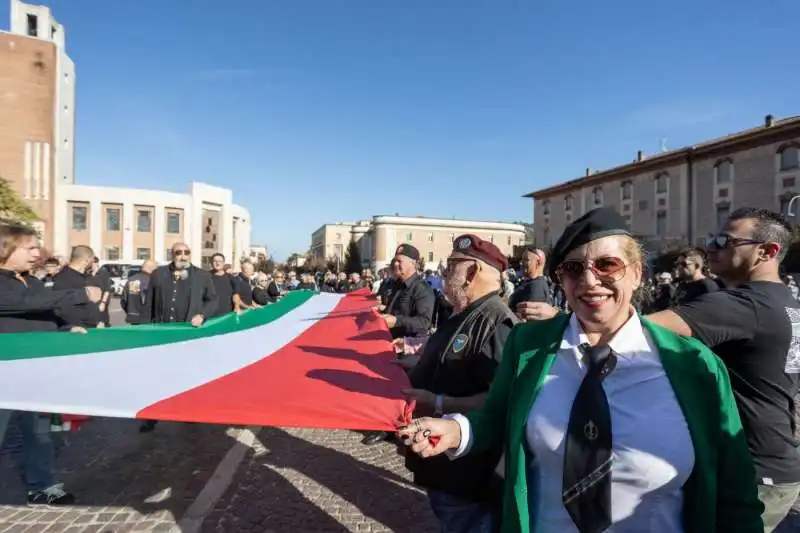 predappio, corteo degli arditi per il centenario marcia su roma   4