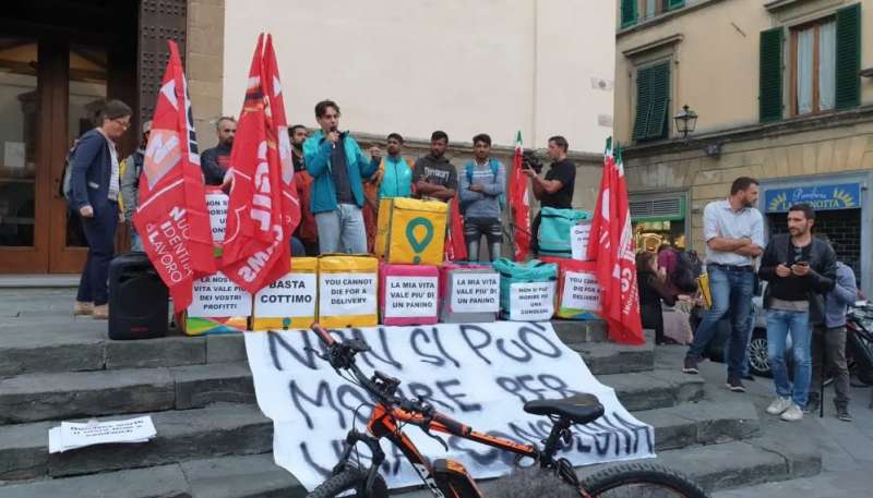 protesta rider a firenze 2