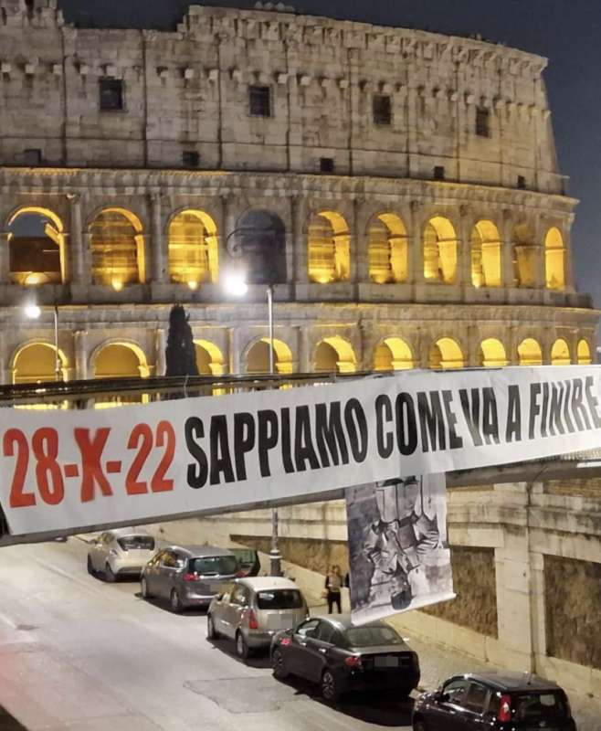 sappiamo come va a finire striscione antifascista al colosseo 2