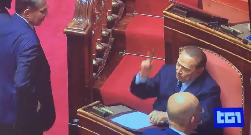 SILVIO BERLUSCONI IGNAZIO LA RUSSA SENATO 3