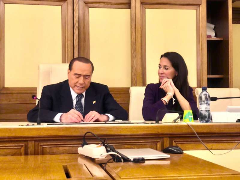 SILVIO BERLUSCONI LICIA RONZULLI