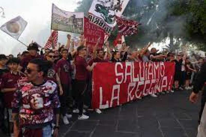 TIFOSI REGGINA 2