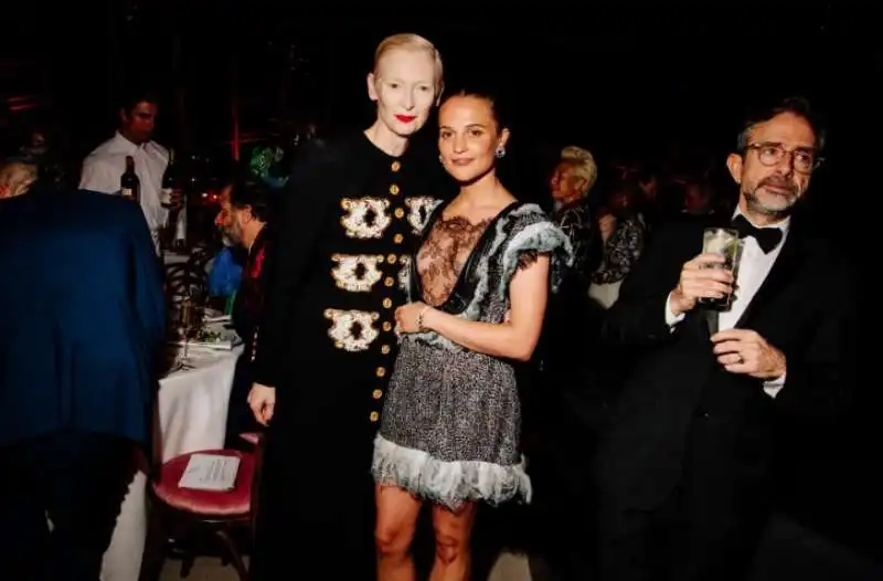 tilda swinton e alicia vikander