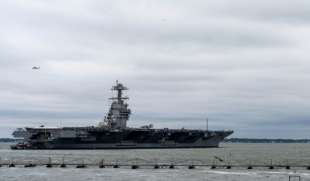 uss gerald ford nel mediterraneo 1