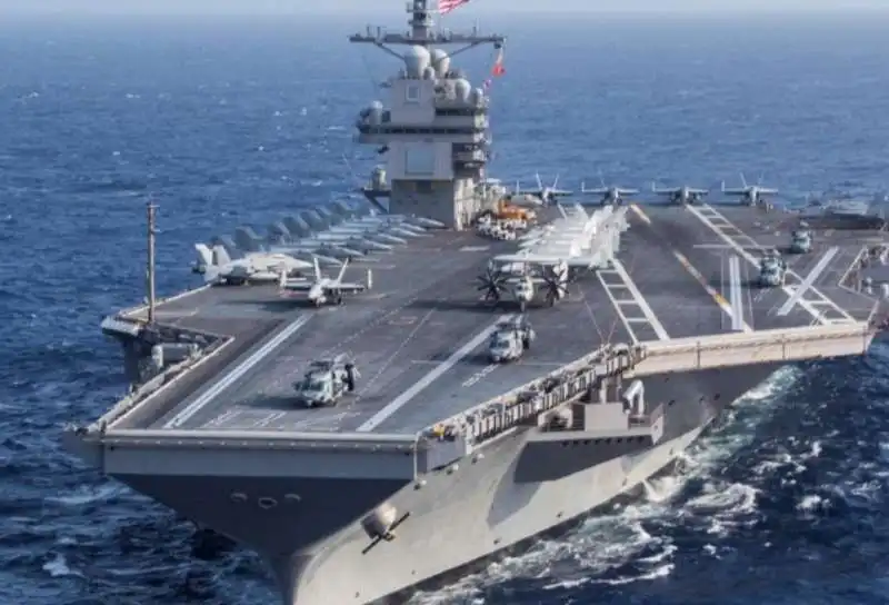 uss gerald ford nel mediterraneo   2