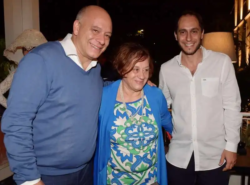 zaccardi alfredo con la mamma elisa e il fratello fabio  foto di bacco