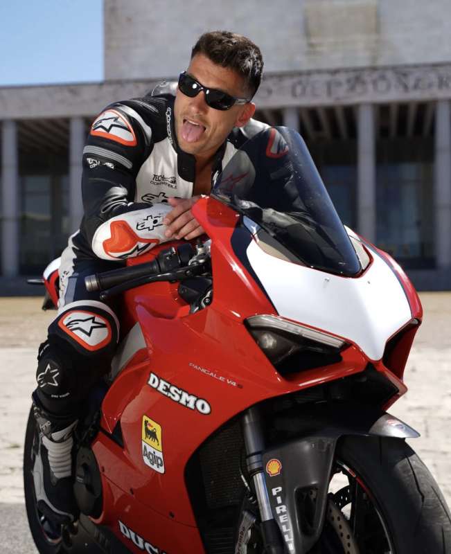 ALESSANDRO CAROLLO IN MOTO