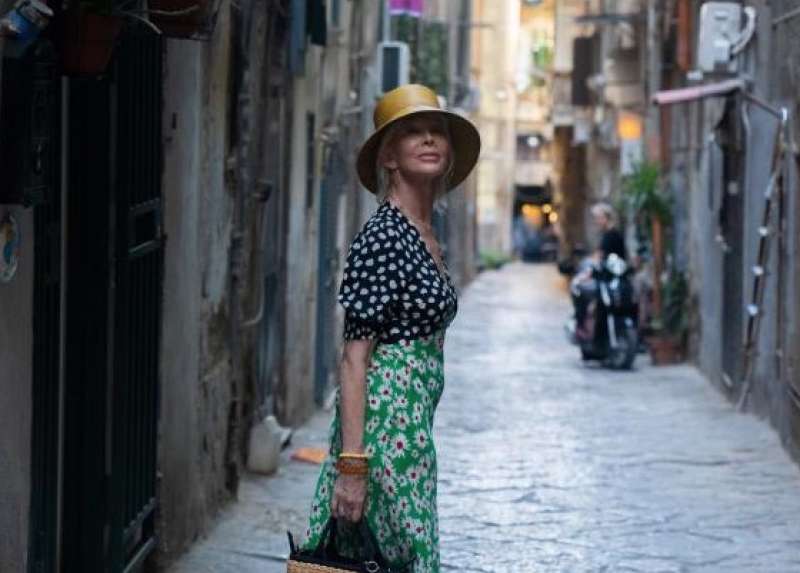 an ode to naples posso entrare trudie styler 1