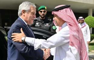 antonio tajani a riad arabia saudita 4