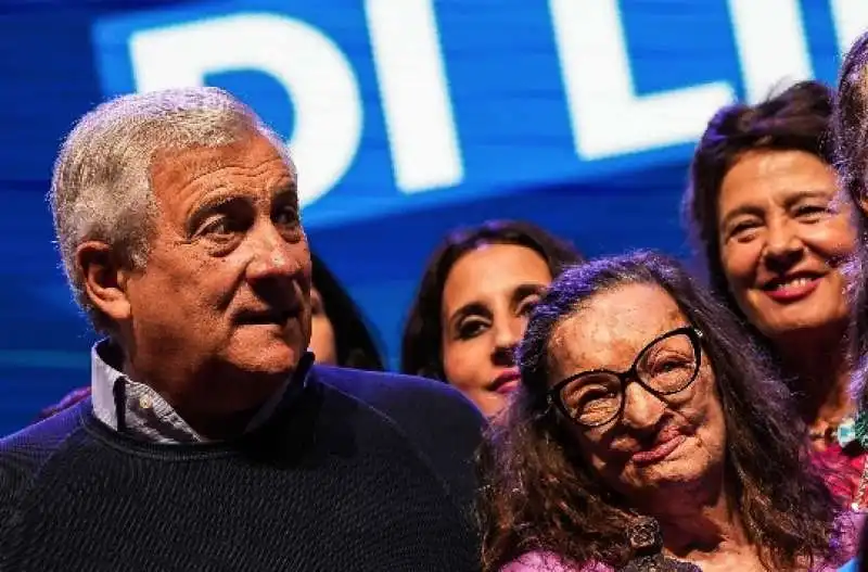 antonio tajani filomena lamberti alla kermesse di forza italia 