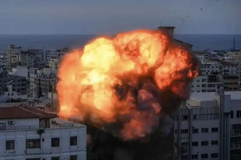 attacco di israele a gaza 