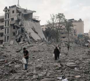 bombardamenti israeliani a gaza foto di motaz azaiza 14