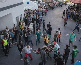 bombardamenti israeliani a gaza foto di motaz azaiza 17