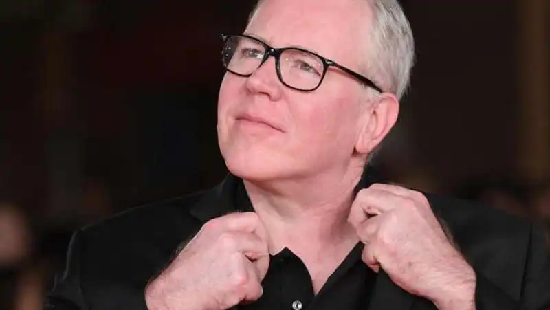 BRET EASTON ELLIS