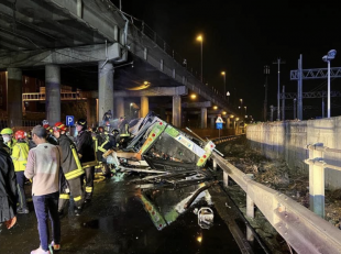 bus precipita a mestre 5