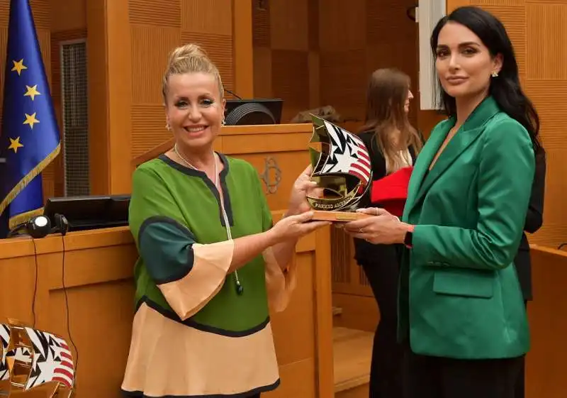 catia polidori  premia angelica krystle donati  foto di bacco