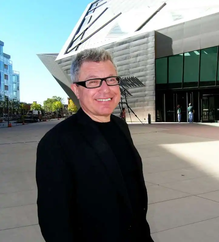 DANIEL LIBESKIND 34