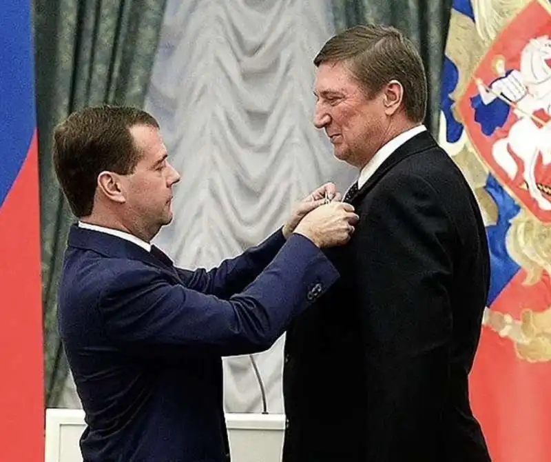 Dmitry Medvedev - Vladimir Nekrasov