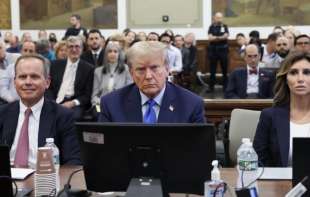 donald trump in tribunale a new york