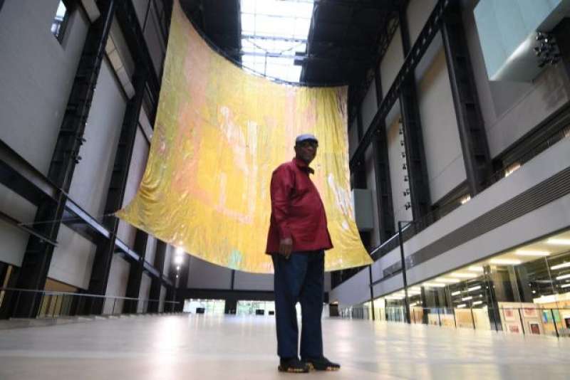 el anatsui installazione alla tate modern 11