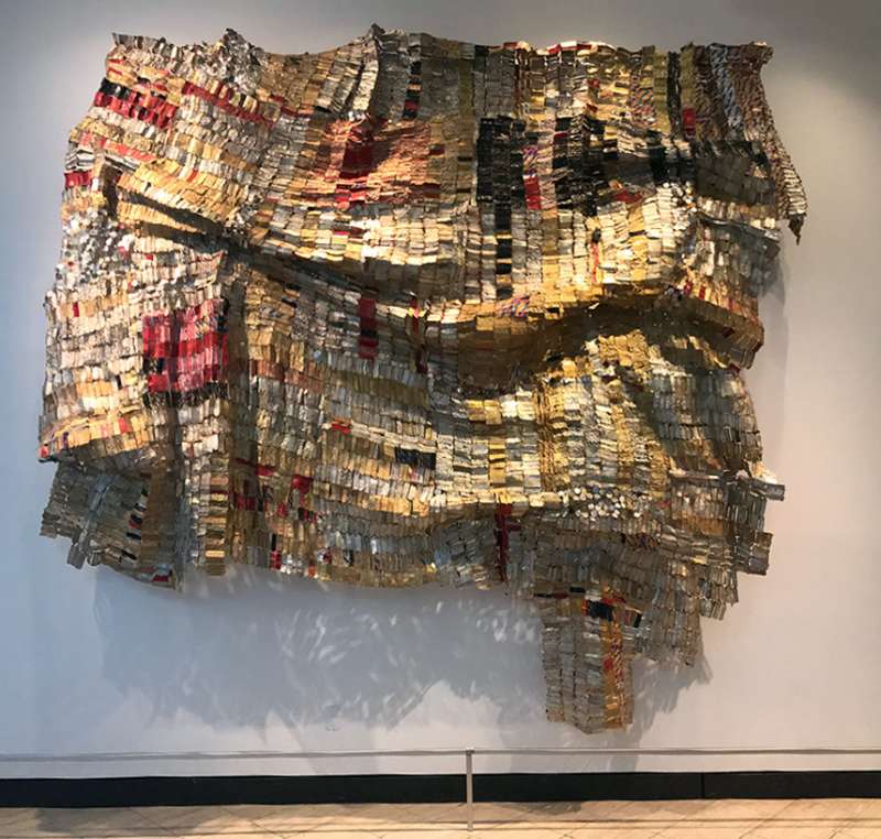 el anatsui installazione alla tate modern 16