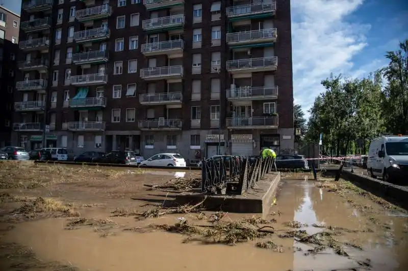 esondazione del fiume seveso a milano   104