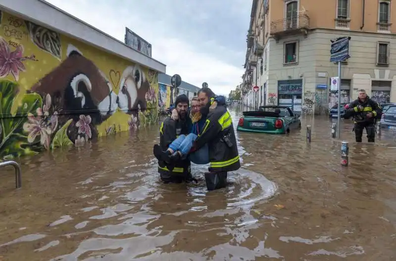 esondazione del fiume seveso a milano   74