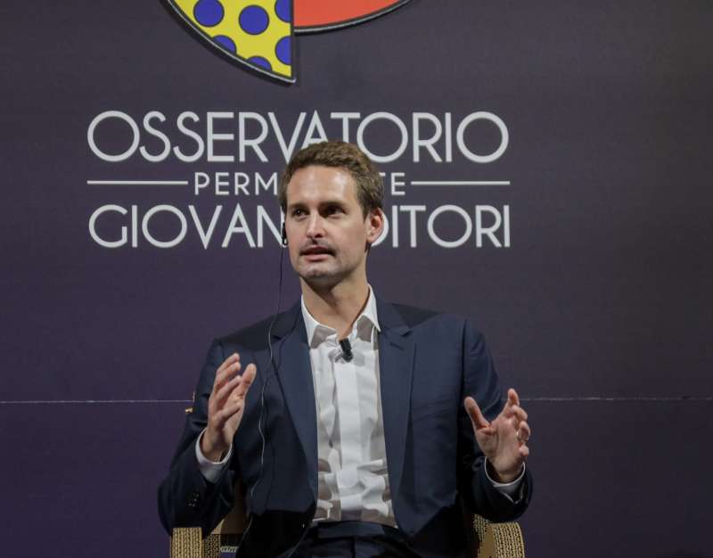 evan spiegel osservatorio permanente giovani editori