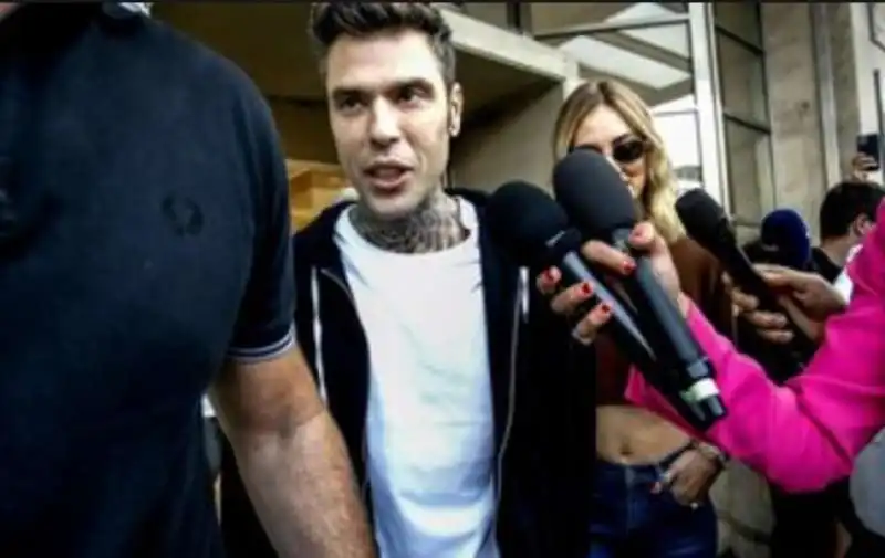 fedez esce dall'ospedale 6