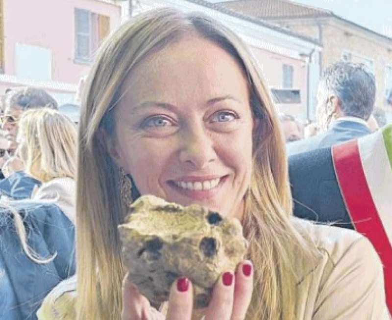 GIORGIA MELONI ALLA FIERA DEL TARTUFO DI ACQUALAGNA