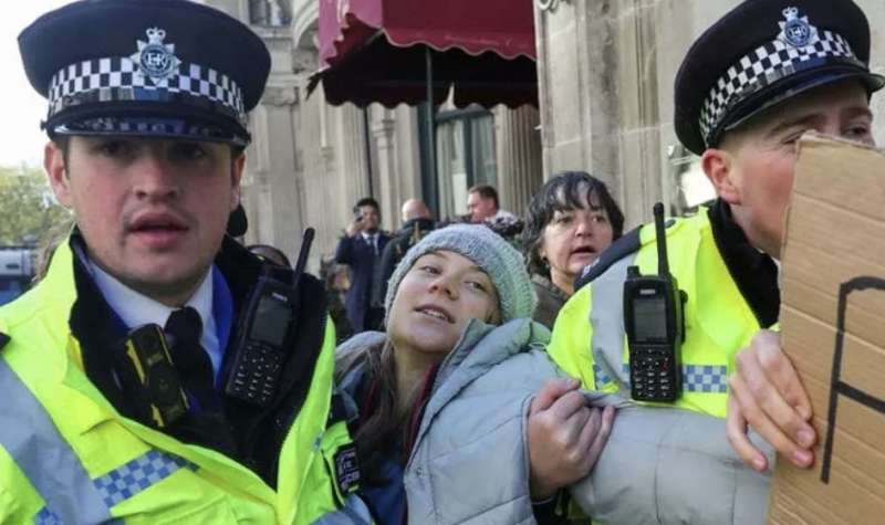 greta thunberg arrestata a londra 1