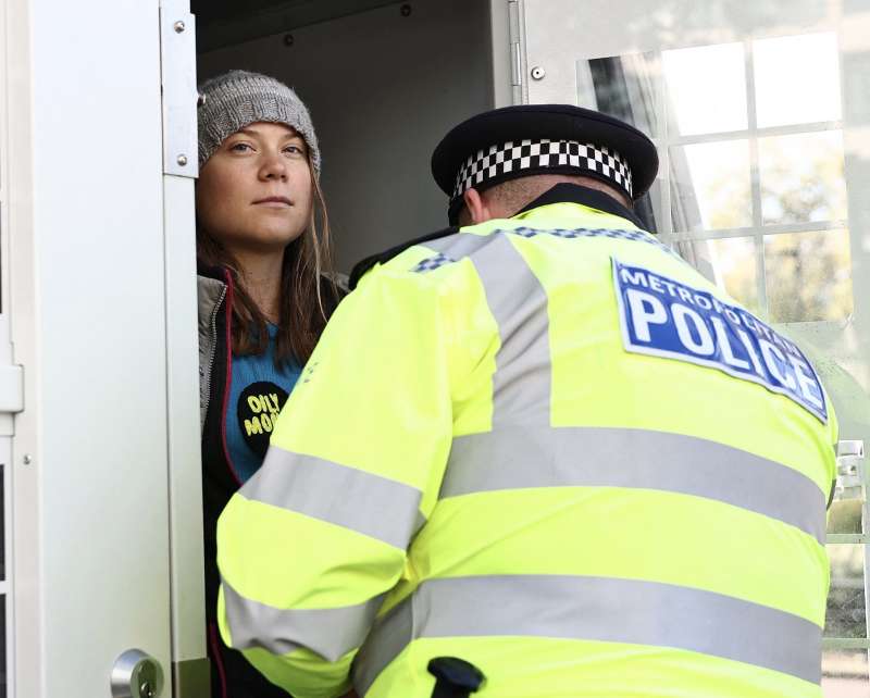 greta thunberg arrestata a londra 4