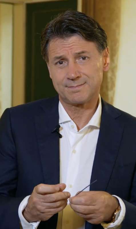 il video di giuseppe conte per un anno di governo meloni 5