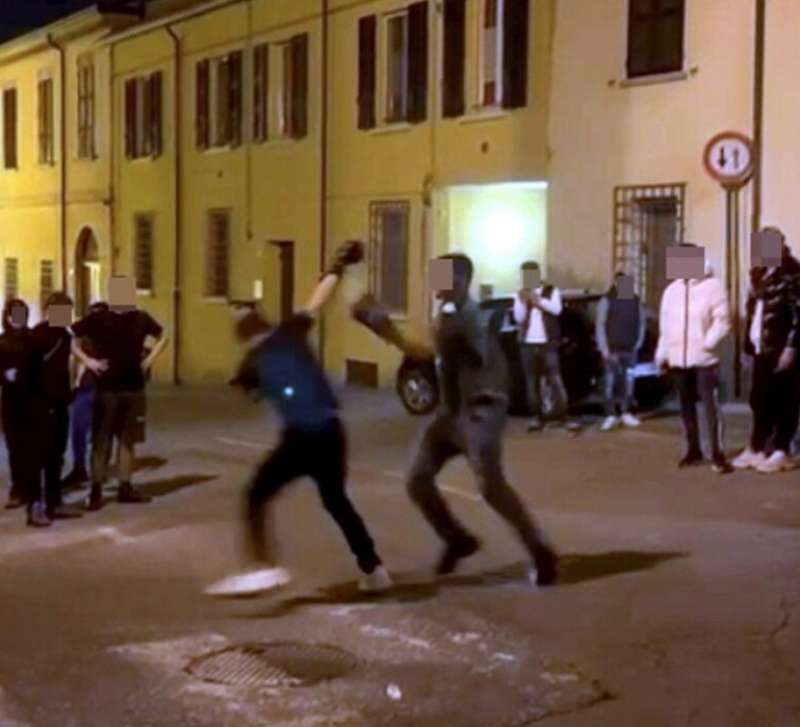 INCONTRO DI BOXE CLANDESTINO A CESENA