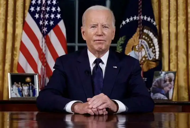 JOE BIDEN 