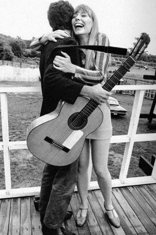 joni mitchell leonard cohen