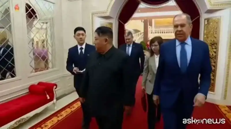 kim jong un e sergej lavrov a pyongyang