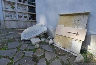 LAPIDE - CIMITERO FLAMINIO DI ROMA