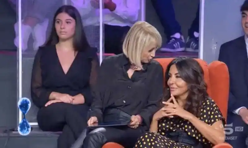 luciana littizzetto e sabrina ferilli eccitate per i messoudi brothers     