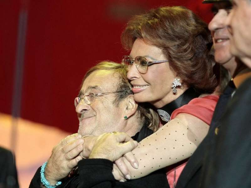 lucio dalla sophia loren