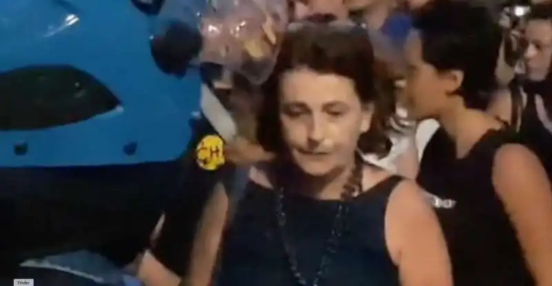 iolanda apostolico alla manifestazione a catania contro matteo salvini - 25 AGOSTO 2018 