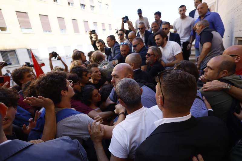 manifestazione degli studenti pro palestina a la sapienza 4