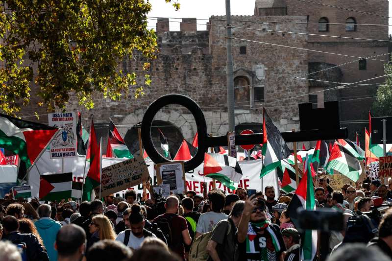 manifestazione pro palestina a roma 3