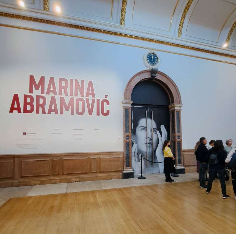 marina abramovic entrance