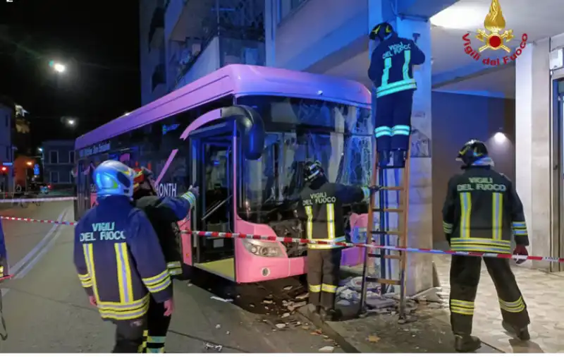 mestre incidente bus elettrico